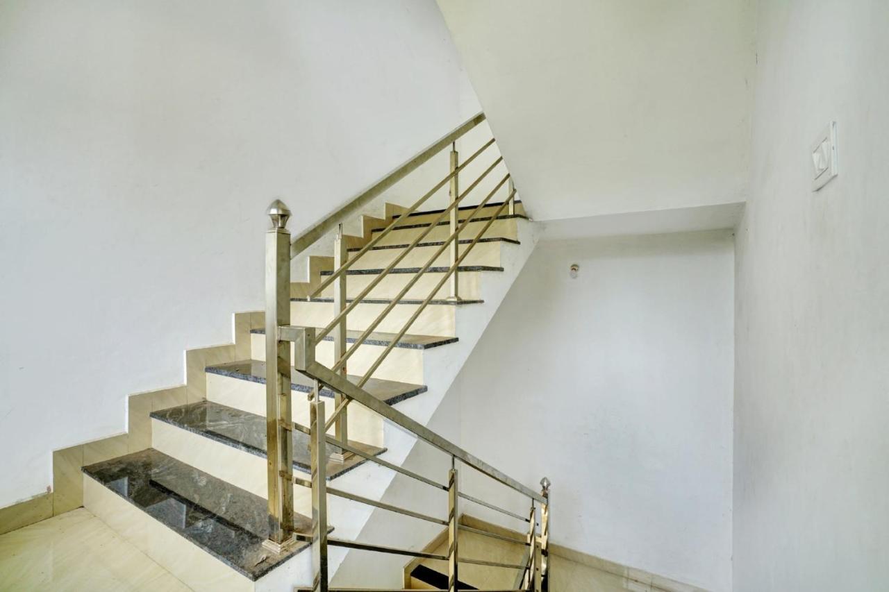 Kochi Collection O 81026 Suqoon Premium Stays מראה חיצוני תמונה