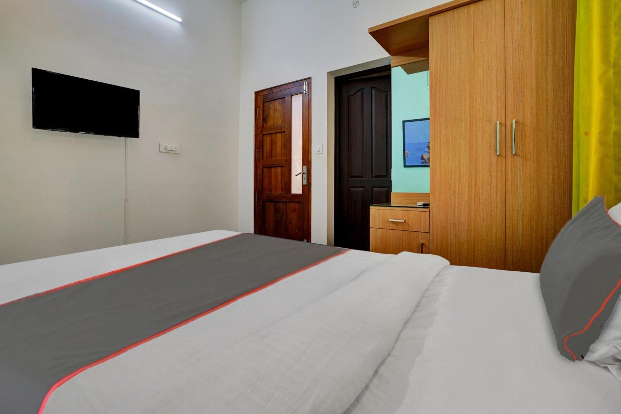 Kochi Collection O 81026 Suqoon Premium Stays מראה חיצוני תמונה