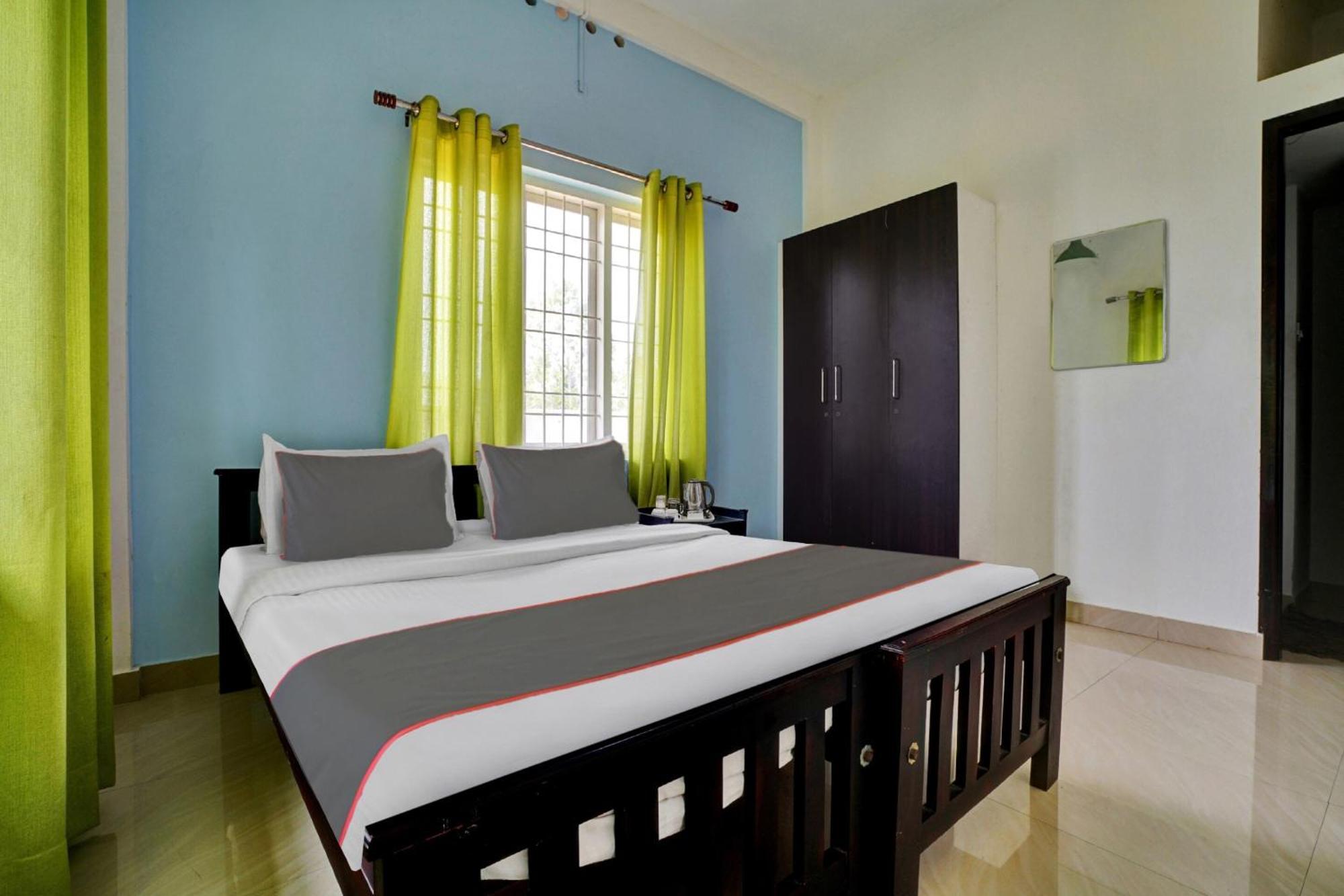 Kochi Collection O 81026 Suqoon Premium Stays מראה חיצוני תמונה