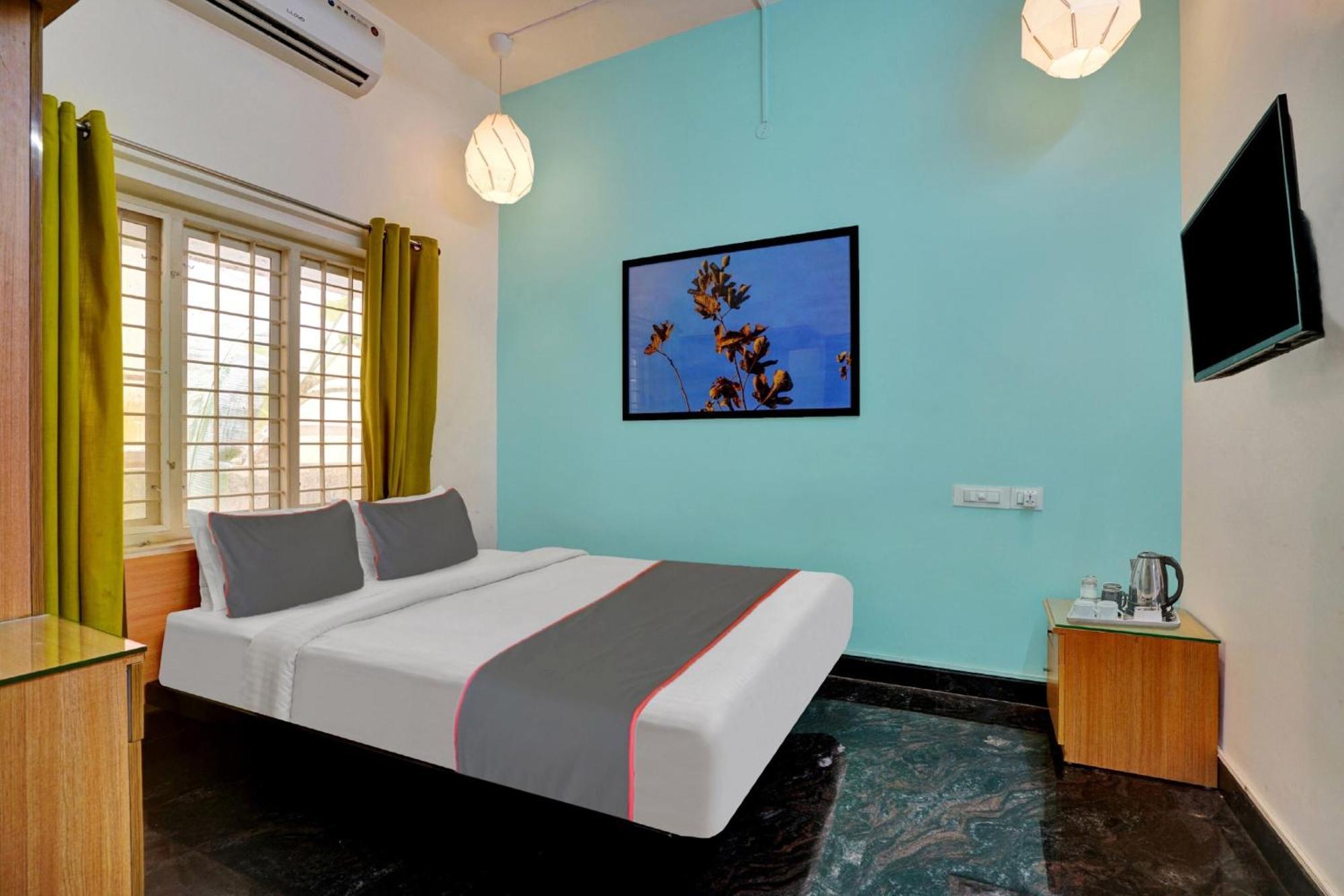 Kochi Collection O 81026 Suqoon Premium Stays מראה חיצוני תמונה